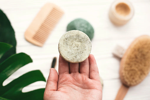 7 Reasons to ditch your shampoo bottle for a bar