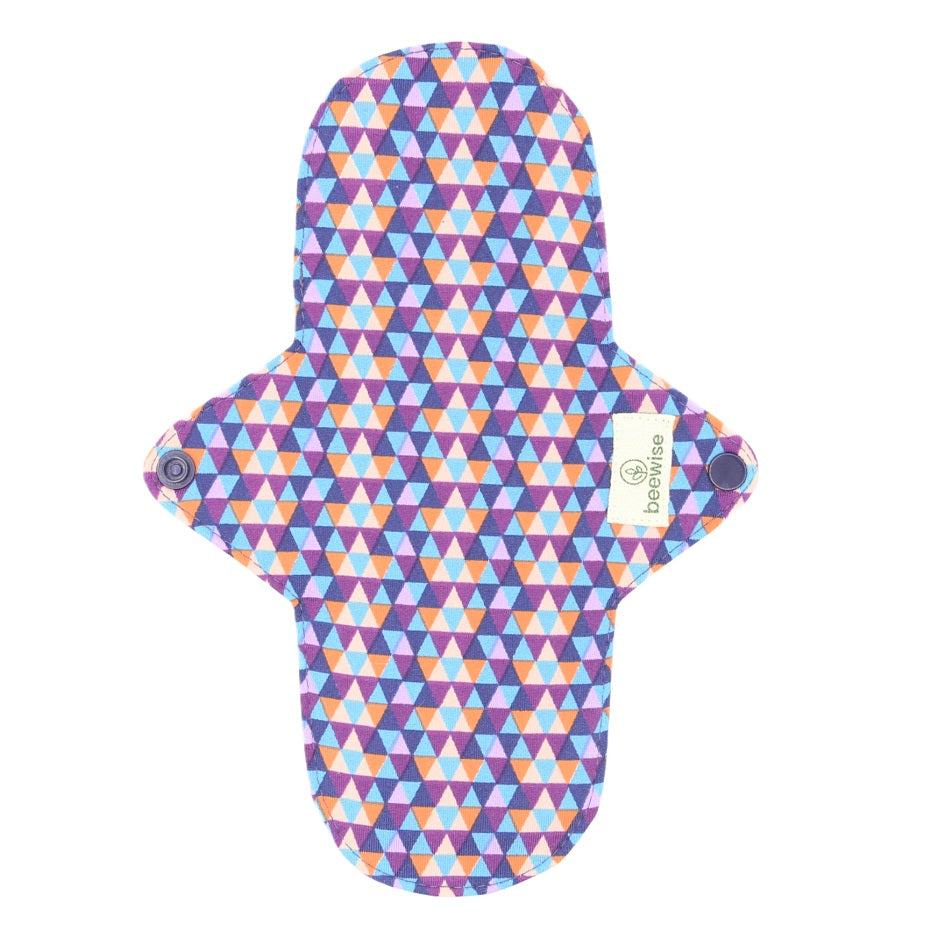 reusable menstrual pad made in cotton with patterns